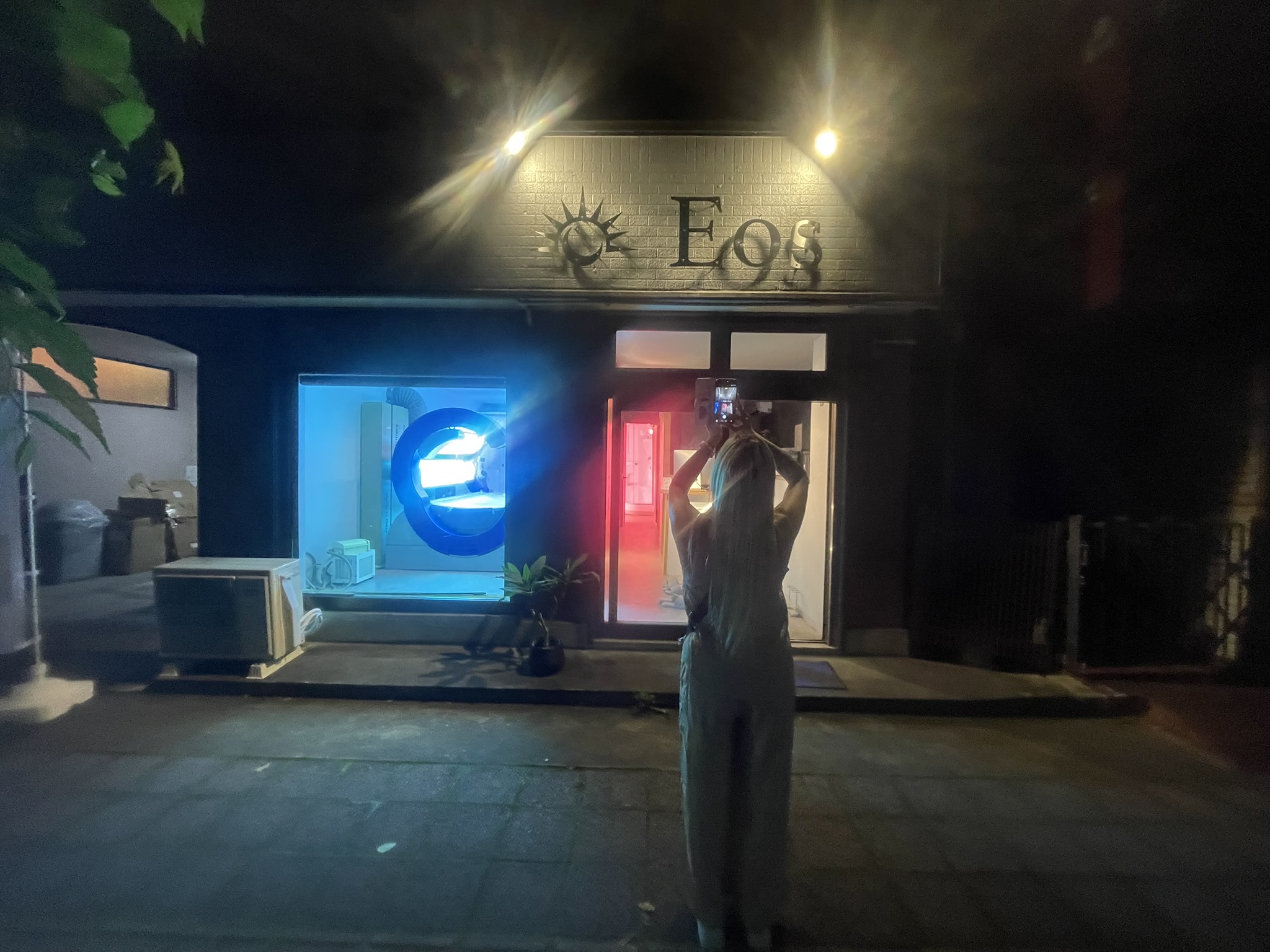 店舗外観ライトアップ